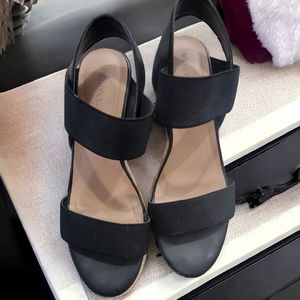 Merona Black Strap Sandles Size 7